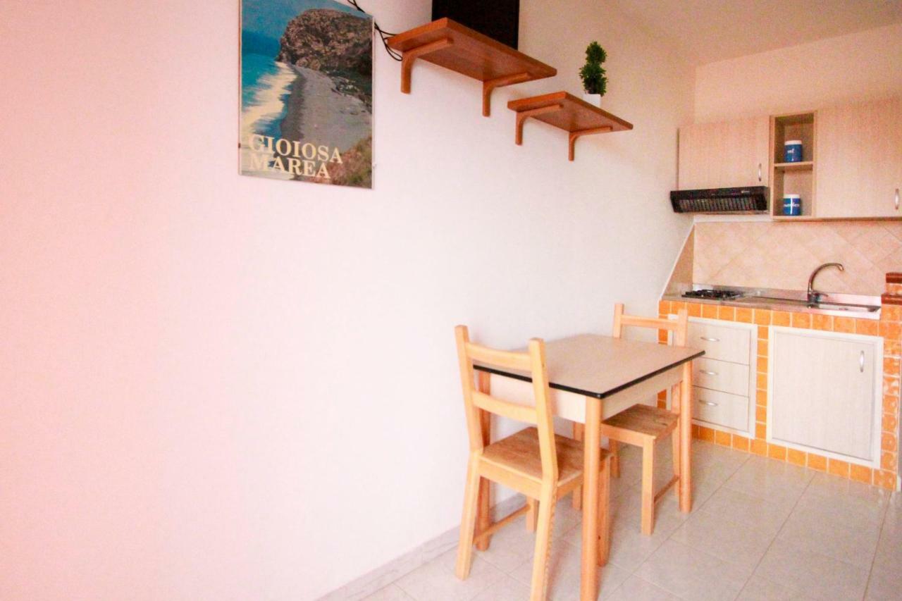 Residence Calava Gioiosa Marea Eksteriør bilde